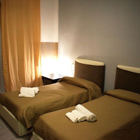 לינה וארוחת בוקר Neapolis Center מראה חיצוני תמונה