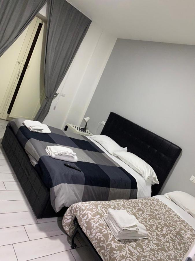 לינה וארוחת בוקר Neapolis Center מראה חיצוני תמונה