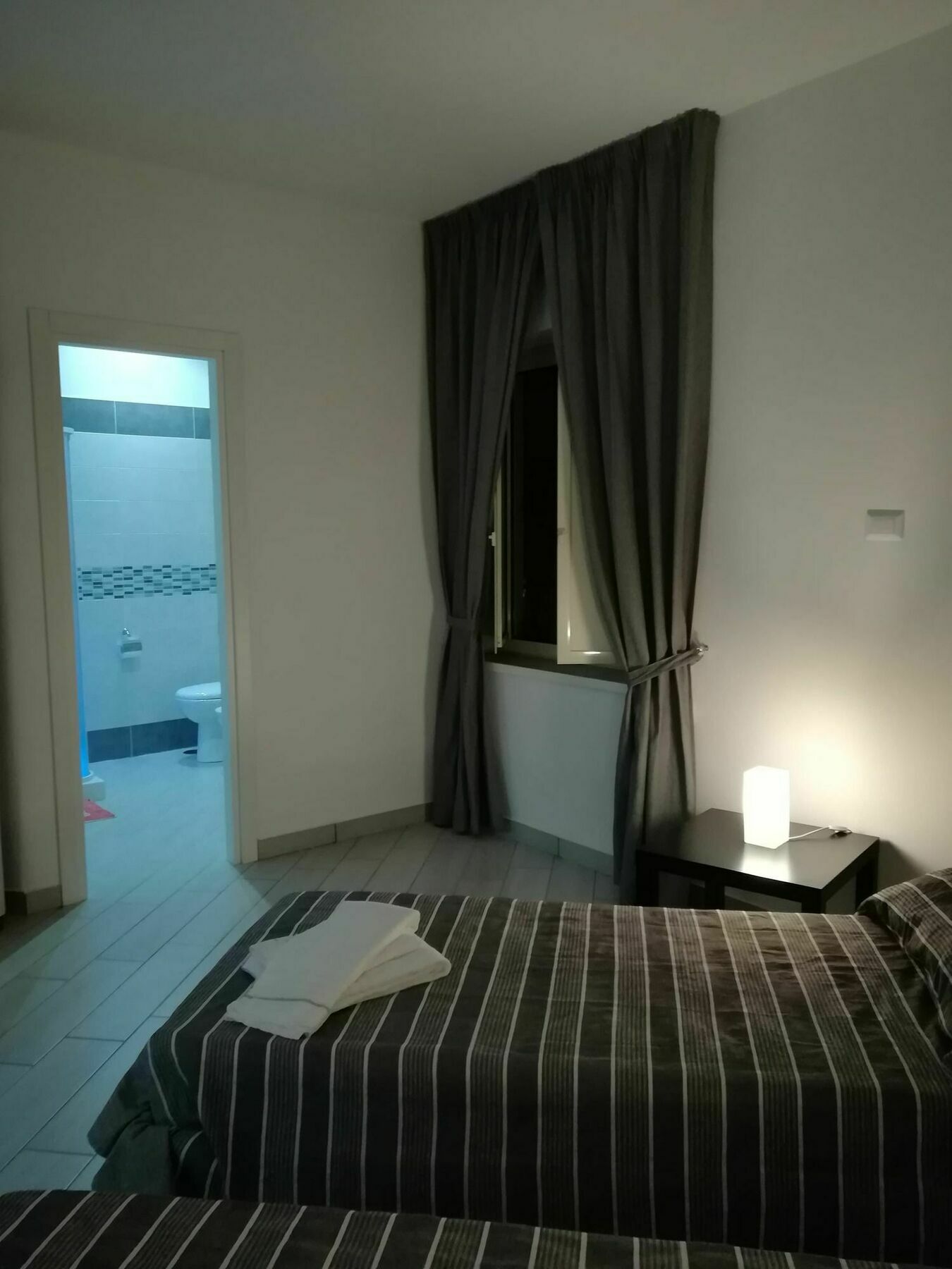 לינה וארוחת בוקר Neapolis Center מראה חיצוני תמונה