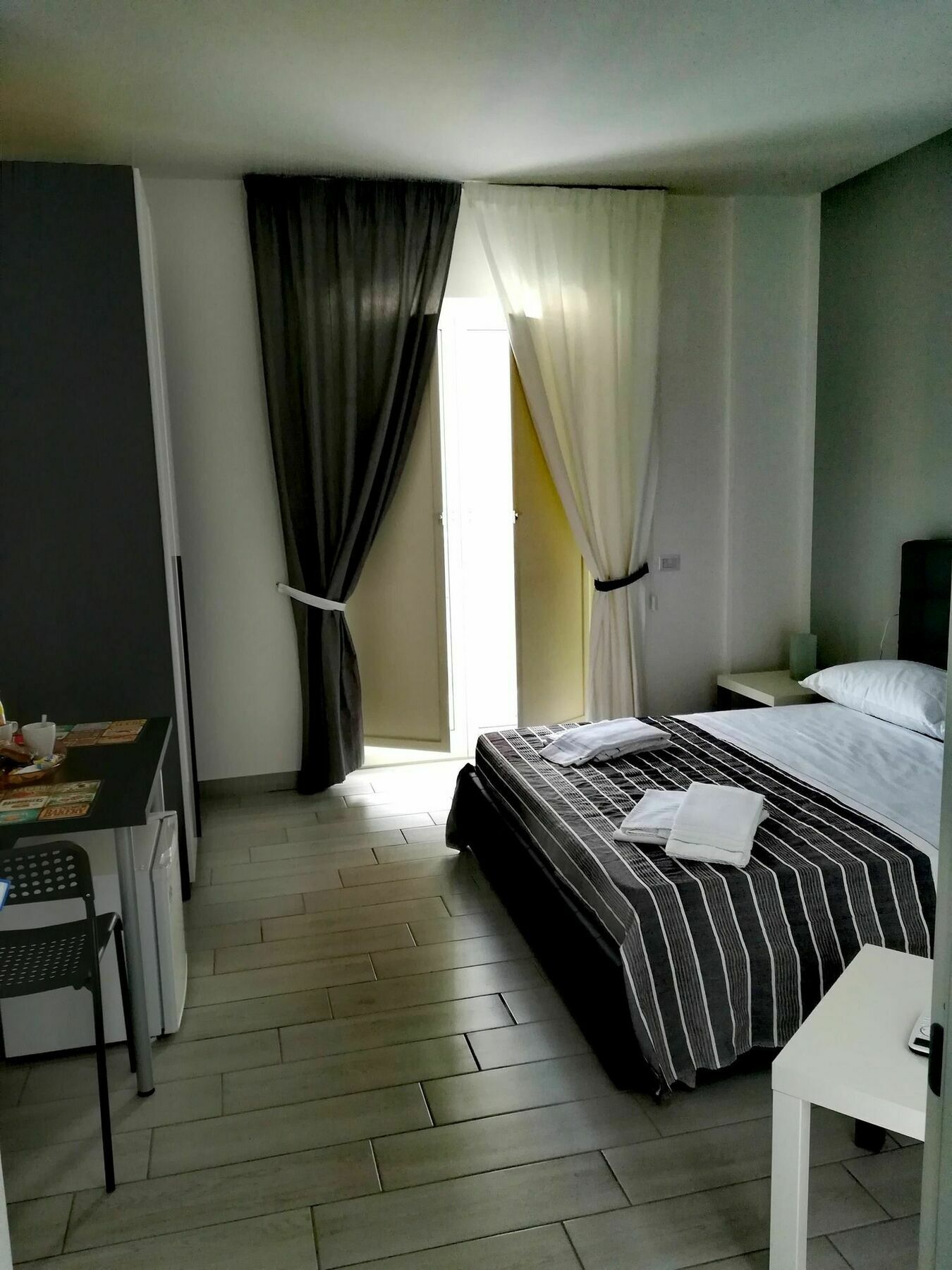 לינה וארוחת בוקר Neapolis Center מראה חיצוני תמונה